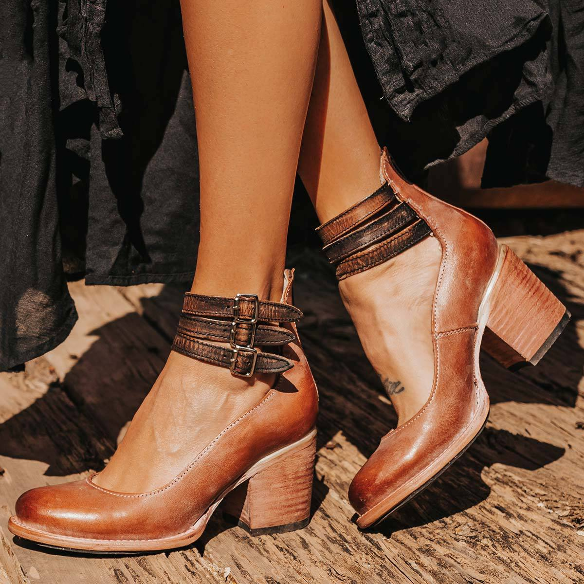 Ginevra™ | Court Shoes with Straps and Chunky Heel
