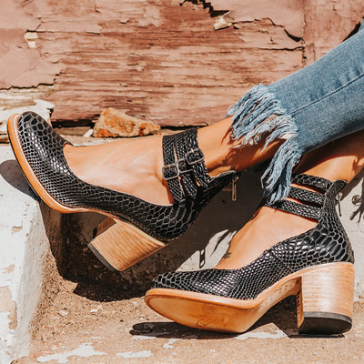 Ginevra™ | Court Shoes with Straps and Chunky Heel