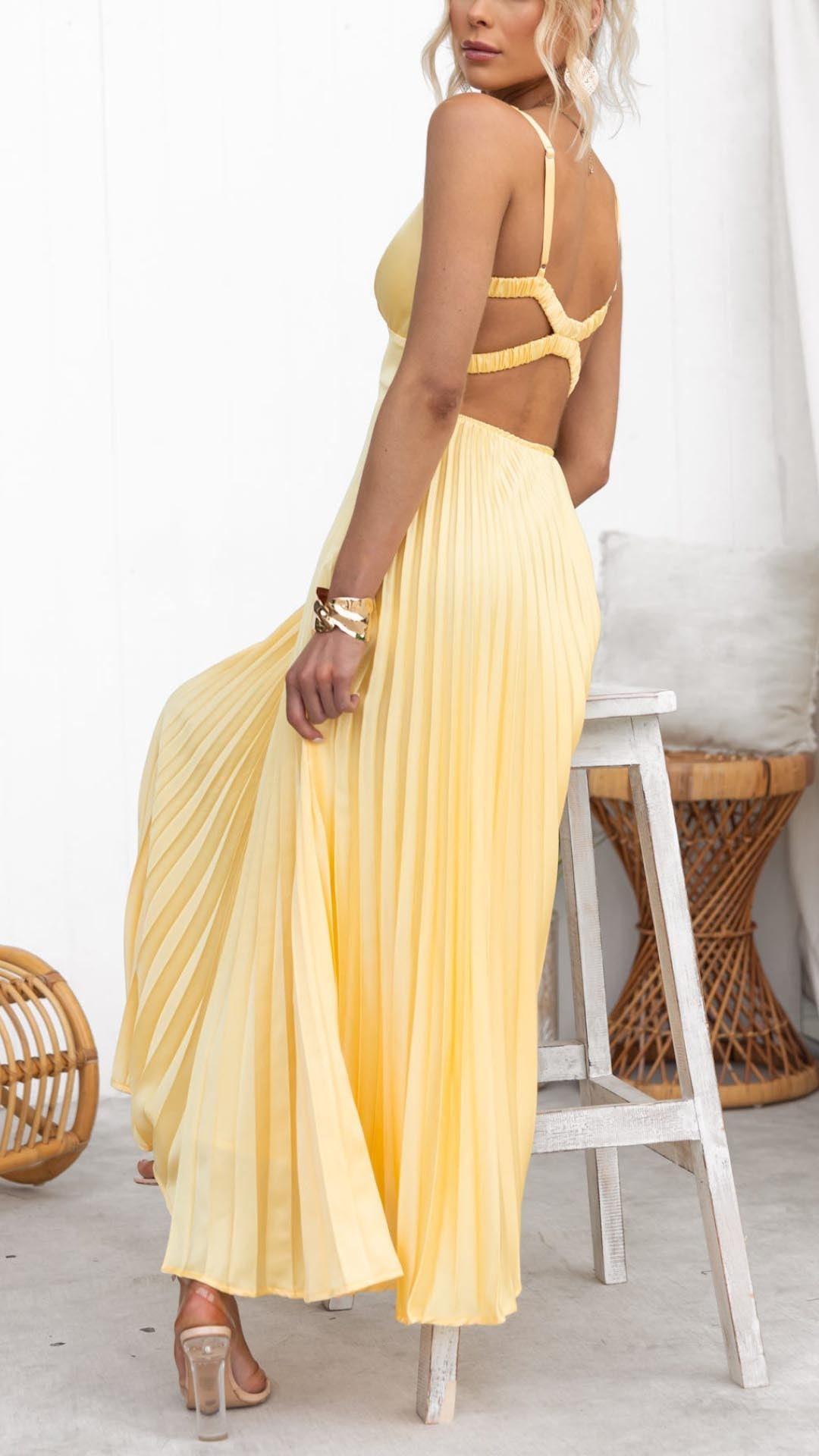 Aby™ | Yellow Pleated V-neck Maxi Dress