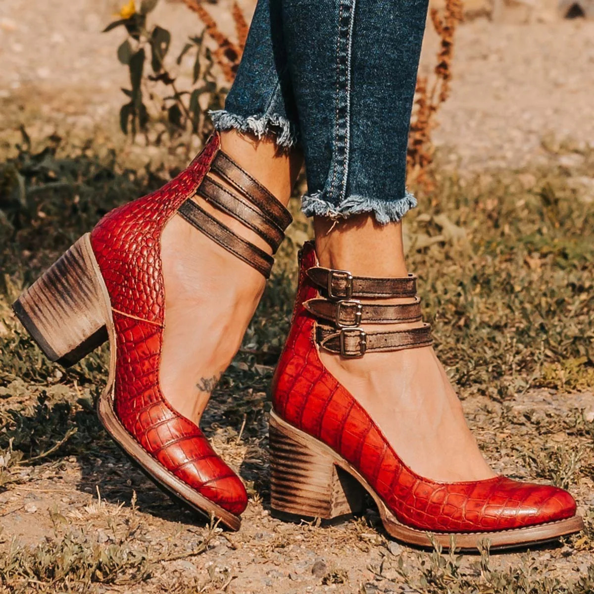Ginevra™ | Court Shoes with Straps and Chunky Heel